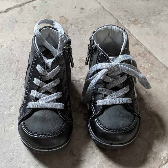 Primigi Other - Primigi Infant walkers NWOT